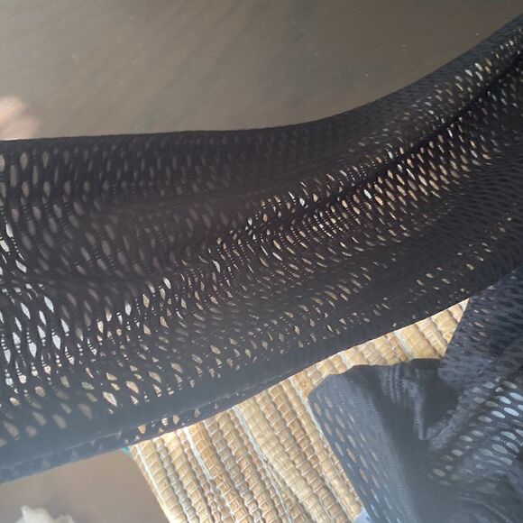 Euc DKNY black active wear top XS sheer , great with layer piece - Picture 5 of 5